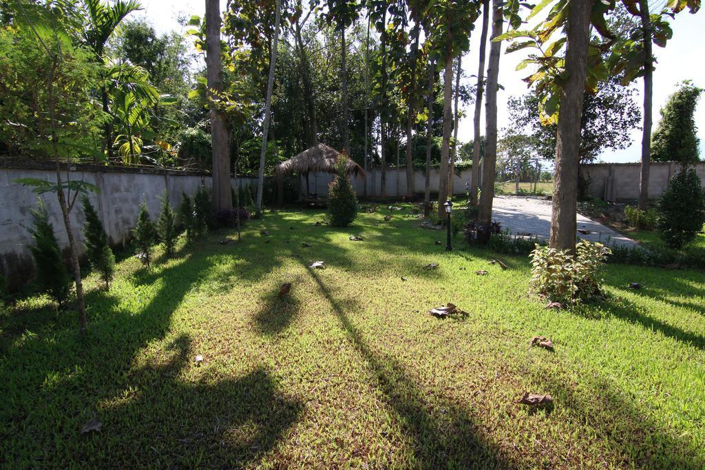 Little-Teak Homestay Chiang Mai Esterno foto